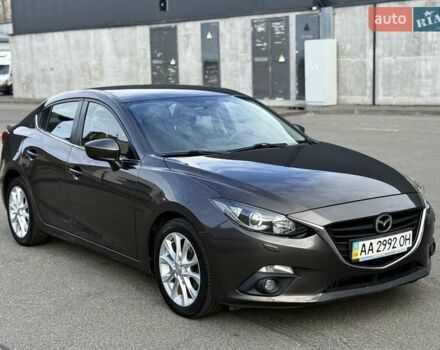 Серый Мазда 3, объемом двигателя 1.5 л и пробегом 134 тыс. км за 11600 $, фото 4 на Automoto.ua
