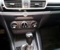 Сірий Мазда 3, об'ємом двигуна 2 л та пробігом 208 тис. км за 10200 $, фото 2 на Automoto.ua