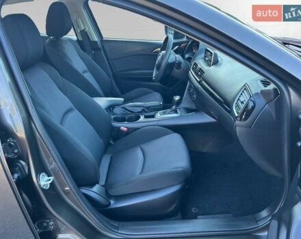 Сірий Мазда 3, об'ємом двигуна 2 л та пробігом 107 тис. км за 1900 $, фото 16 на Automoto.ua