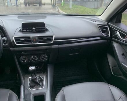 Серый Мазда 3, объемом двигателя 1.6 л и пробегом 115 тыс. км за 11000 $, фото 5 на Automoto.ua