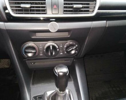 Серый Мазда 3, объемом двигателя 2 л и пробегом 208 тыс. км за 10200 $, фото 2 на Automoto.ua