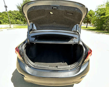 Сірий Мазда 3, об'ємом двигуна 2 л та пробігом 149 тис. км за 1800 $, фото 17 на Automoto.ua