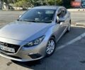 Серый Мазда 3, объемом двигателя 2 л и пробегом 147 тыс. км за 10900 $, фото 1 на Automoto.ua
