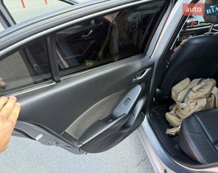 Серый Мазда 3, объемом двигателя 2 л и пробегом 213 тыс. км за 12500 $, фото 15 на Automoto.ua