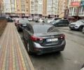 Серый Мазда 3, объемом двигателя 2 л и пробегом 159 тыс. км за 12000 $, фото 3 на Automoto.ua