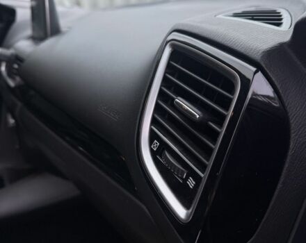 Сірий Мазда 3, об'ємом двигуна 2 л та пробігом 167 тис. км за 14000 $, фото 8 на Automoto.ua