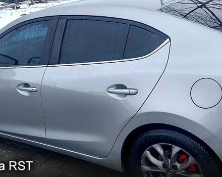 Серый Мазда 3, объемом двигателя 2 л и пробегом 181 тыс. км за 9500 $, фото 4 на Automoto.ua