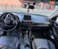 Серый Мазда 3, объемом двигателя 2 л и пробегом 213 тыс. км за 12500 $, фото 12 на Automoto.ua