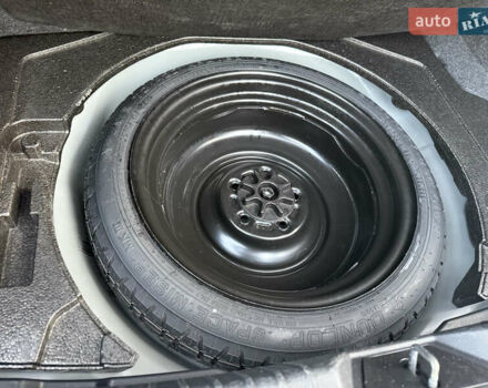 Серый Мазда 3, объемом двигателя 2 л и пробегом 176 тыс. км за 10700 $, фото 10 на Automoto.ua