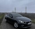 Серый Мазда 3, объемом двигателя 2 л и пробегом 151 тыс. км за 9999 $, фото 1 на Automoto.ua