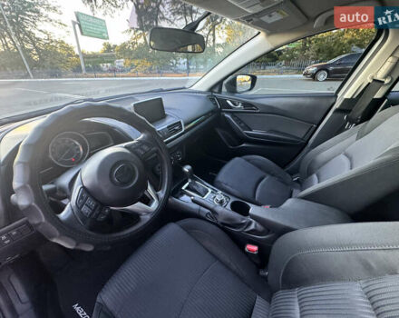 Серый Мазда 3, объемом двигателя 2 л и пробегом 200 тыс. км за 11000 $, фото 7 на Automoto.ua