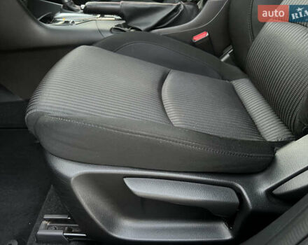 Серый Мазда 3, объемом двигателя 1.5 л и пробегом 96 тыс. км за 15900 $, фото 11 на Automoto.ua