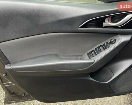 Серый Мазда 3, объемом двигателя 2 л и пробегом 134 тыс. км за 10700 $, фото 13 на Automoto.ua