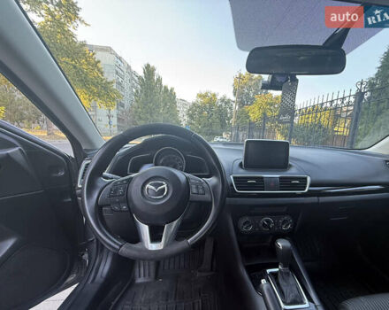 Серый Мазда 3, объемом двигателя 2 л и пробегом 186 тыс. км за 13000 $, фото 8 на Automoto.ua