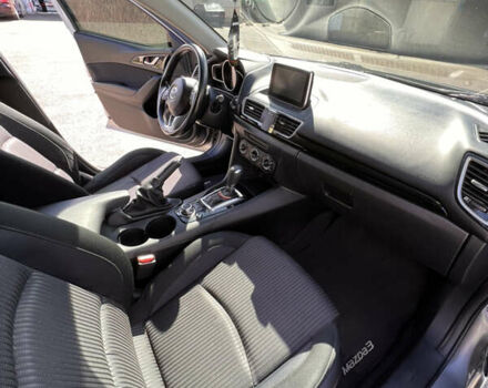 Серый Мазда 3, объемом двигателя 2 л и пробегом 160 тыс. км за 12500 $, фото 12 на Automoto.ua