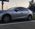 Серый Мазда 3, объемом двигателя 2 л и пробегом 180 тыс. км за 11000 $, фото 3 на Automoto.ua
