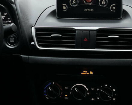 Серый Мазда 3, объемом двигателя 2 л и пробегом 201 тыс. км за 10650 $, фото 9 на Automoto.ua