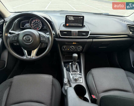 Серый Мазда 3, объемом двигателя 2 л и пробегом 176 тыс. км за 10700 $, фото 17 на Automoto.ua