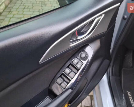 Серый Мазда 3, объемом двигателя 2 л и пробегом 141 тыс. км за 10700 $, фото 15 на Automoto.ua