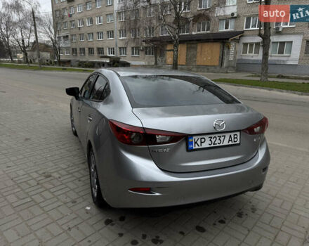 Серый Мазда 3, объемом двигателя 2 л и пробегом 184 тыс. км за 7800 $, фото 4 на Automoto.ua
