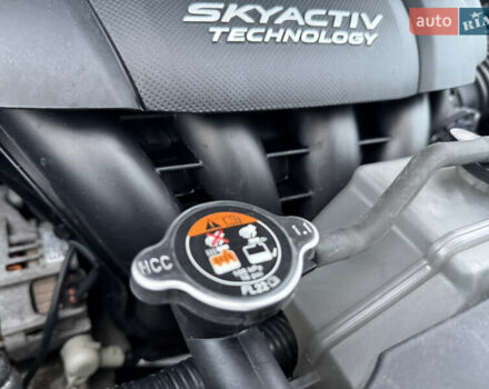 Серый Мазда 3, объемом двигателя 2 л и пробегом 148 тыс. км за 11999 $, фото 6 на Automoto.ua