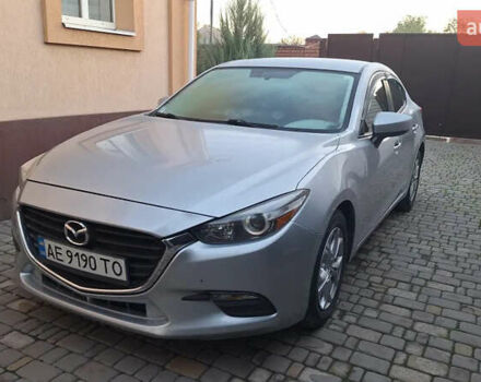 Серый Мазда 3, объемом двигателя 2 л и пробегом 141 тыс. км за 10700 $, фото 3 на Automoto.ua