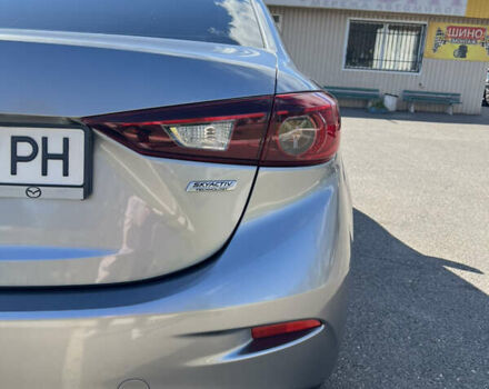 Серый Мазда 3, объемом двигателя 2 л и пробегом 160 тыс. км за 12500 $, фото 57 на Automoto.ua