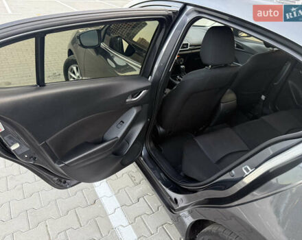 Серый Мазда 3, объемом двигателя 2 л и пробегом 176 тыс. км за 10700 $, фото 16 на Automoto.ua