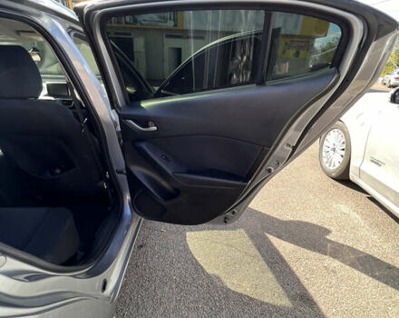 Серый Мазда 3, объемом двигателя 2 л и пробегом 160 тыс. км за 12500 $, фото 48 на Automoto.ua