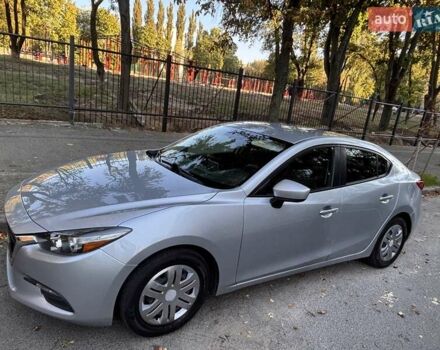 Серый Мазда 3, объемом двигателя 2 л и пробегом 104 тыс. км за 11500 $, фото 1 на Automoto.ua