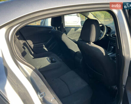 Серый Мазда 3, объемом двигателя 2 л и пробегом 201 тыс. км за 7400 $, фото 4 на Automoto.ua