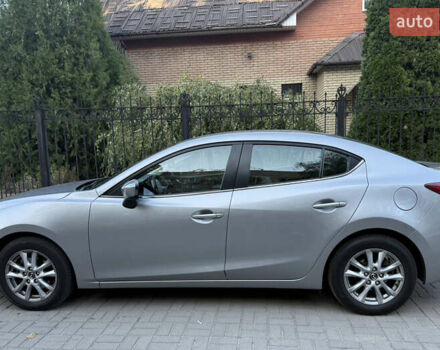 Серый Мазда 3, объемом двигателя 2 л и пробегом 186 тыс. км за 13000 $, фото 1 на Automoto.ua