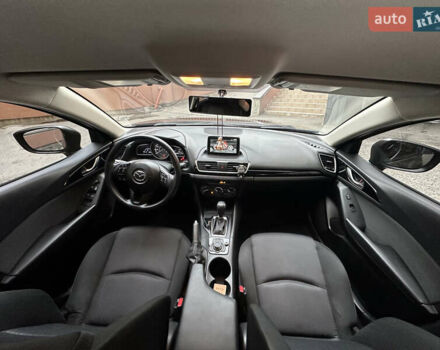 Серый Мазда 3, объемом двигателя 2 л и пробегом 150 тыс. км за 12900 $, фото 3 на Automoto.ua