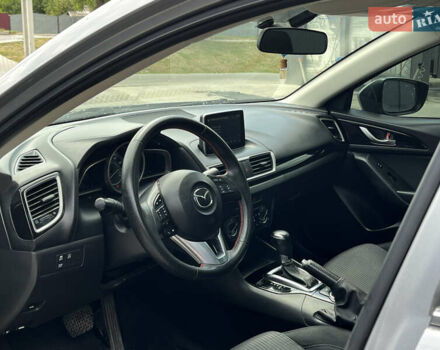 Серый Мазда 3, объемом двигателя 2 л и пробегом 150 тыс. км за 11800 $, фото 9 на Automoto.ua