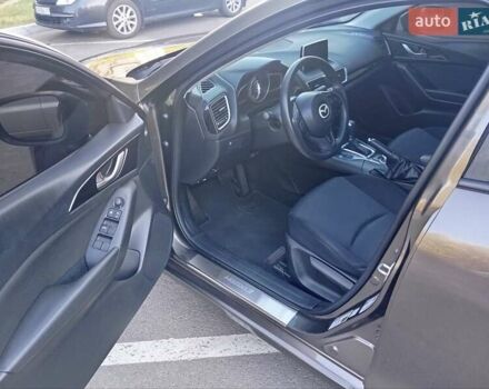 Сірий Мазда 3, об'ємом двигуна 2 л та пробігом 145 тис. км за 9900 $, фото 3 на Automoto.ua