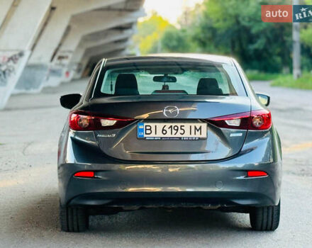 Сірий Мазда 3, об'ємом двигуна 2 л та пробігом 178 тис. км за 11300 $, фото 5 на Automoto.ua