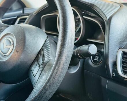 Сірий Мазда 3, об'ємом двигуна 2 л та пробігом 178 тис. км за 10900 $, фото 3 на Automoto.ua
