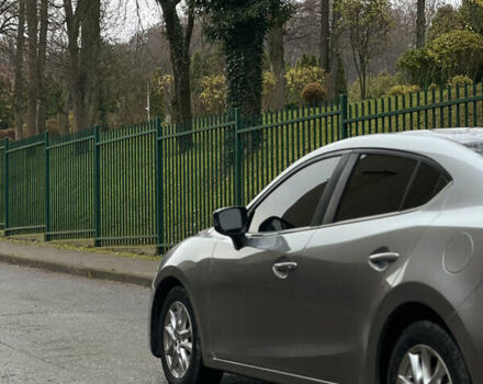 Серый Мазда 3, объемом двигателя 2 л и пробегом 201 тыс. км за 10650 $, фото 6 на Automoto.ua