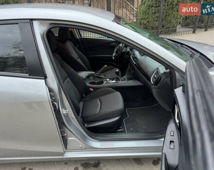 Серый Мазда 3, объемом двигателя 2 л и пробегом 184 тыс. км за 7800 $, фото 14 на Automoto.ua