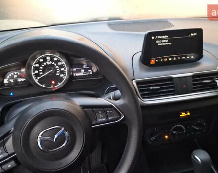 Серый Мазда 3, объемом двигателя 2 л и пробегом 141 тыс. км за 10700 $, фото 12 на Automoto.ua