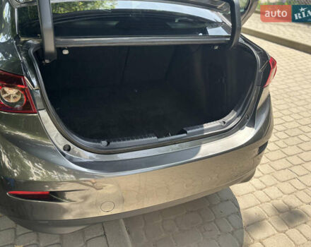 Серый Мазда 3, объемом двигателя 2 л и пробегом 104 тыс. км за 11490 $, фото 40 на Automoto.ua