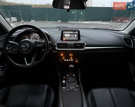 Серый Мазда 3, объемом двигателя 2.49 л и пробегом 74 тыс. км за 15000 $, фото 4 на Automoto.ua