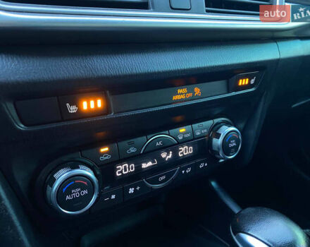 Сірий Мазда 3, об'ємом двигуна 2.49 л та пробігом 120 тис. км за 12199 $, фото 20 на Automoto.ua