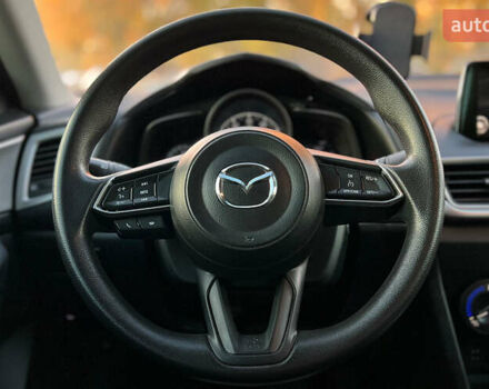 Мазда 3 2017 у Львові на Automoto.ua Сірий Мазда 3, об'ємом двигуна 2 л та пробігом 104 тис. км за 11750 $, фото 7 на Automoto.ua