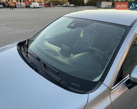 Серый Мазда 3, объемом двигателя 2.5 л и пробегом 82 тыс. км за 12500 $, фото 9 на Automoto.ua