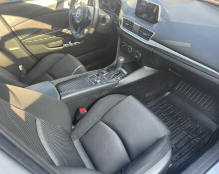 Серый Мазда 3, объемом двигателя 2 л и пробегом 170 тыс. км за 12300 $, фото 9 на Automoto.ua