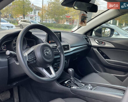 Сірий Мазда 3, об'ємом двигуна 2 л та пробігом 47 тис. км за 12999 $, фото 13 на Automoto.ua