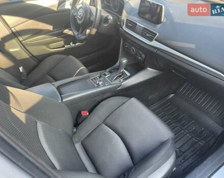 Серый Мазда 3, объемом двигателя 2 л и пробегом 170 тыс. км за 12300 $, фото 8 на Automoto.ua