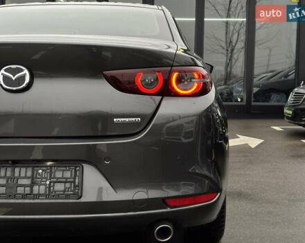 Серый Мазда 3, объемом двигателя 1.76 л и пробегом 62 тыс. км за 18900 $, фото 12 на Automoto.ua