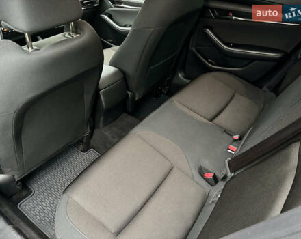 Серый Мазда 3, объемом двигателя 1.76 л и пробегом 62 тыс. км за 18900 $, фото 21 на Automoto.ua